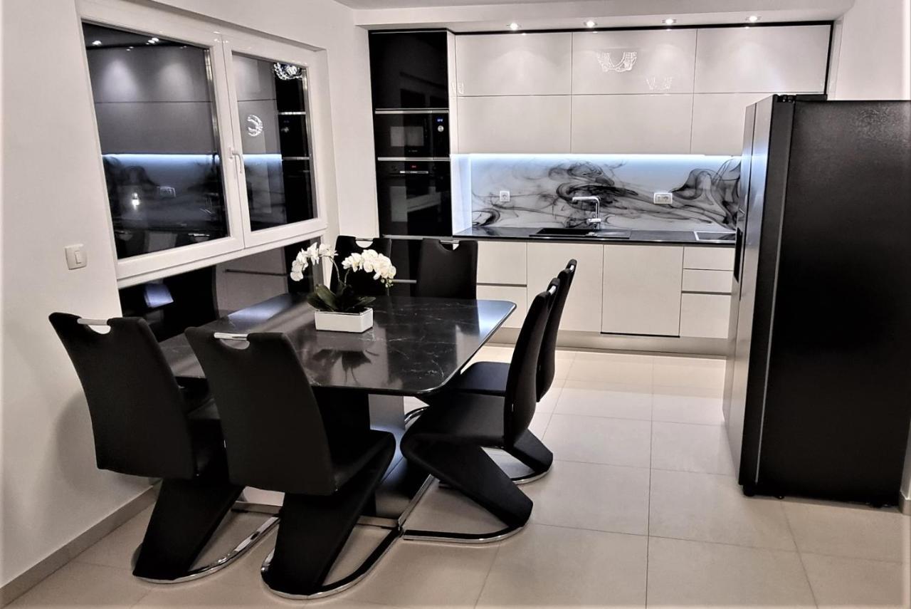 Bartol Luxury Apartments Krk Croatia, With Own Hot Tub - Whirlpool Krk Town Exterior foto