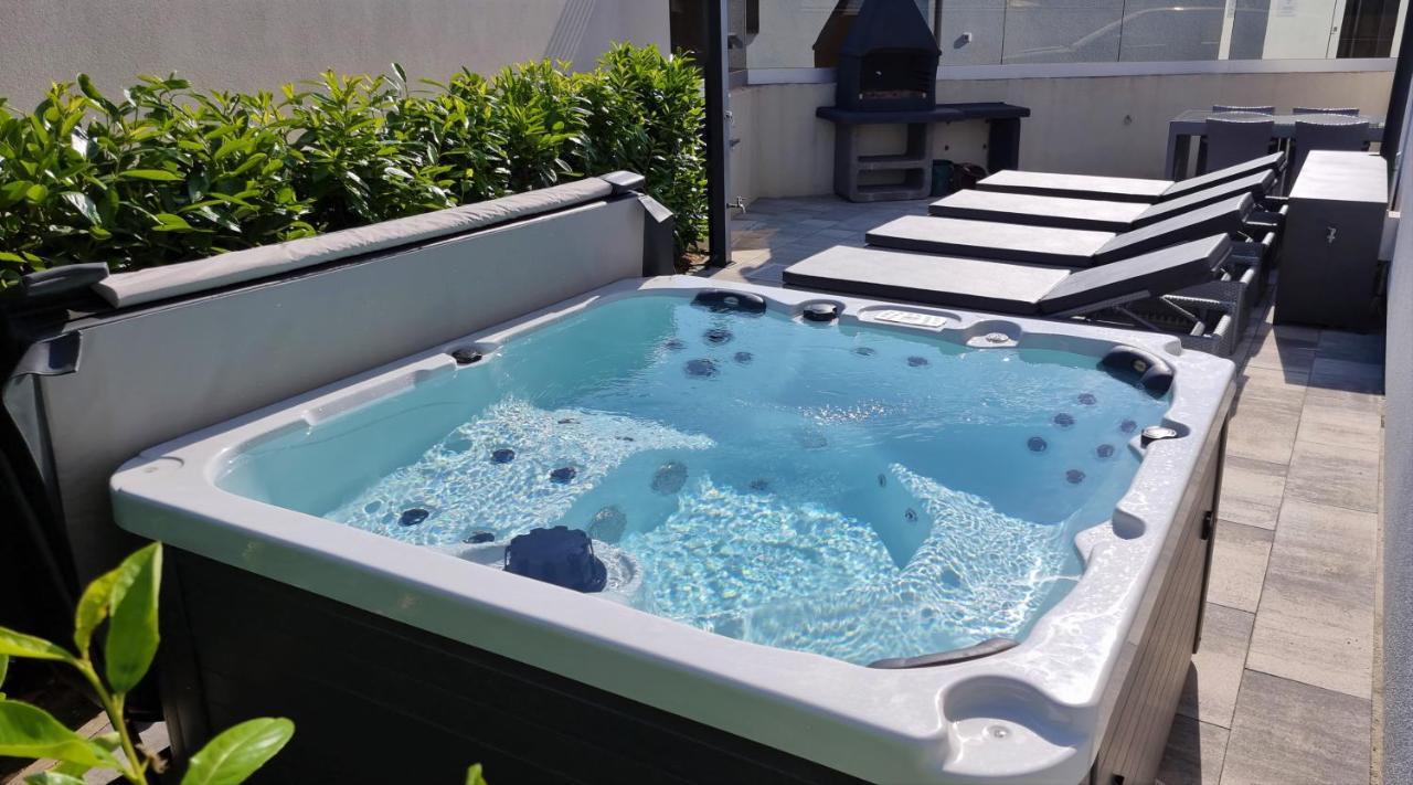 Bartol Luxury Apartments Krk Croatia, With Own Hot Tub - Whirlpool Krk Town Exterior foto