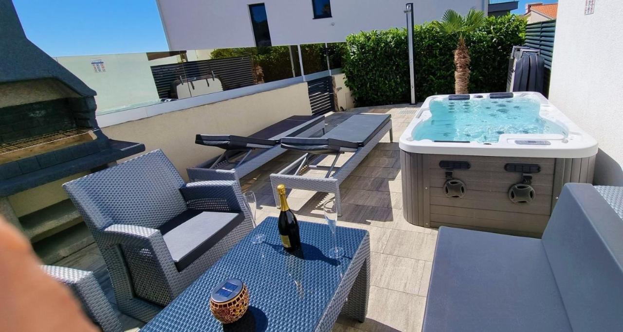 Bartol Luxury Apartments Krk Croatia, With Own Hot Tub - Whirlpool Krk Town Exterior foto